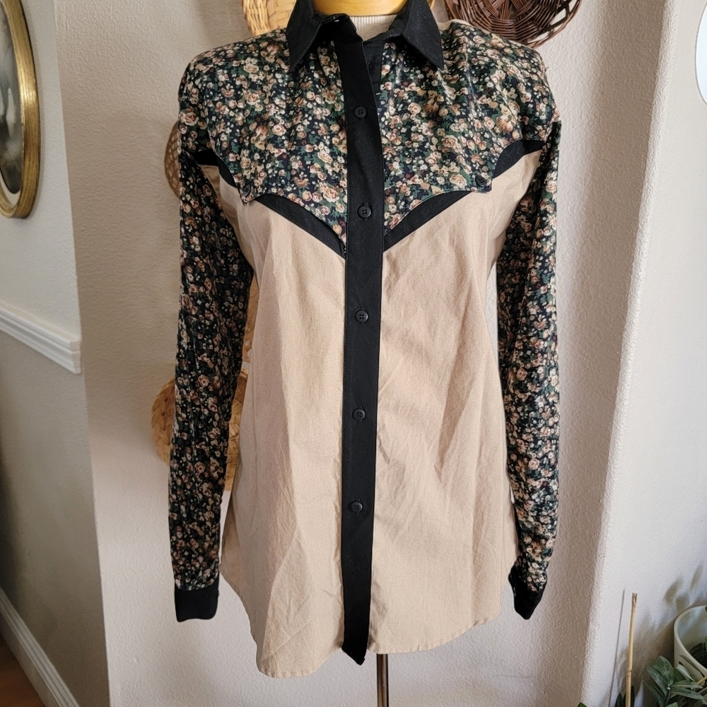 The San Angelo Collection Western Button-Up Shirt – Size L